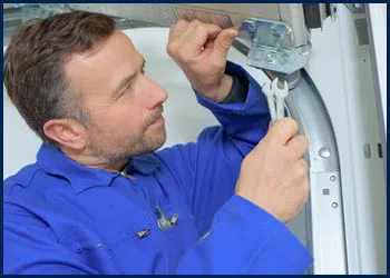 Garage Door Shop Repairs Hawaiian Gardens, CA 562-383-0395 - cont-door-repair-t-16-09m